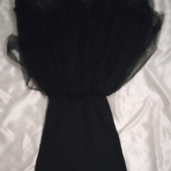 good condition: mesh might have some tear inside - Picture 6 of 7